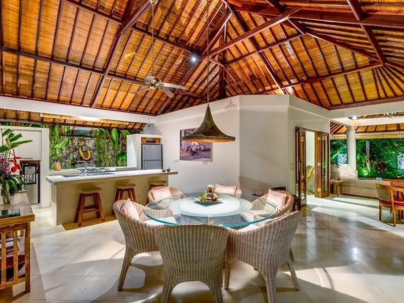 Villa Vitari Seminyak By Bali Villas R Us